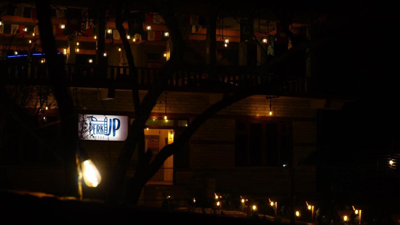 PerkUp Hostel Kasol Buitenkant foto