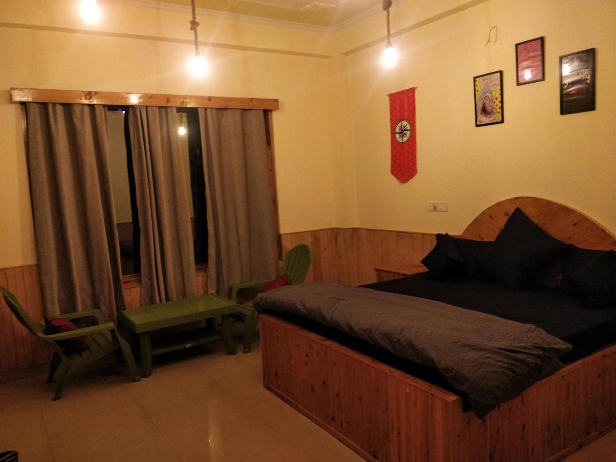 PerkUp Hostel Kasol Buitenkant foto