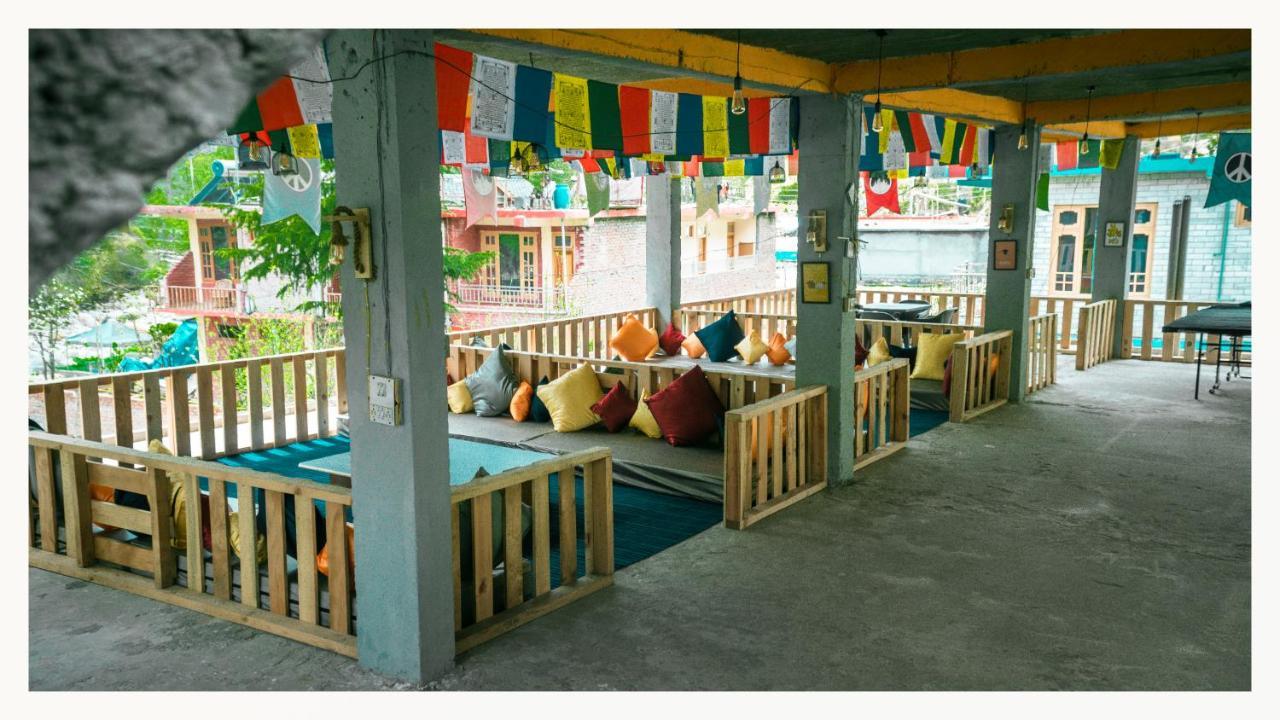 PerkUp Hostel Kasol Buitenkant foto